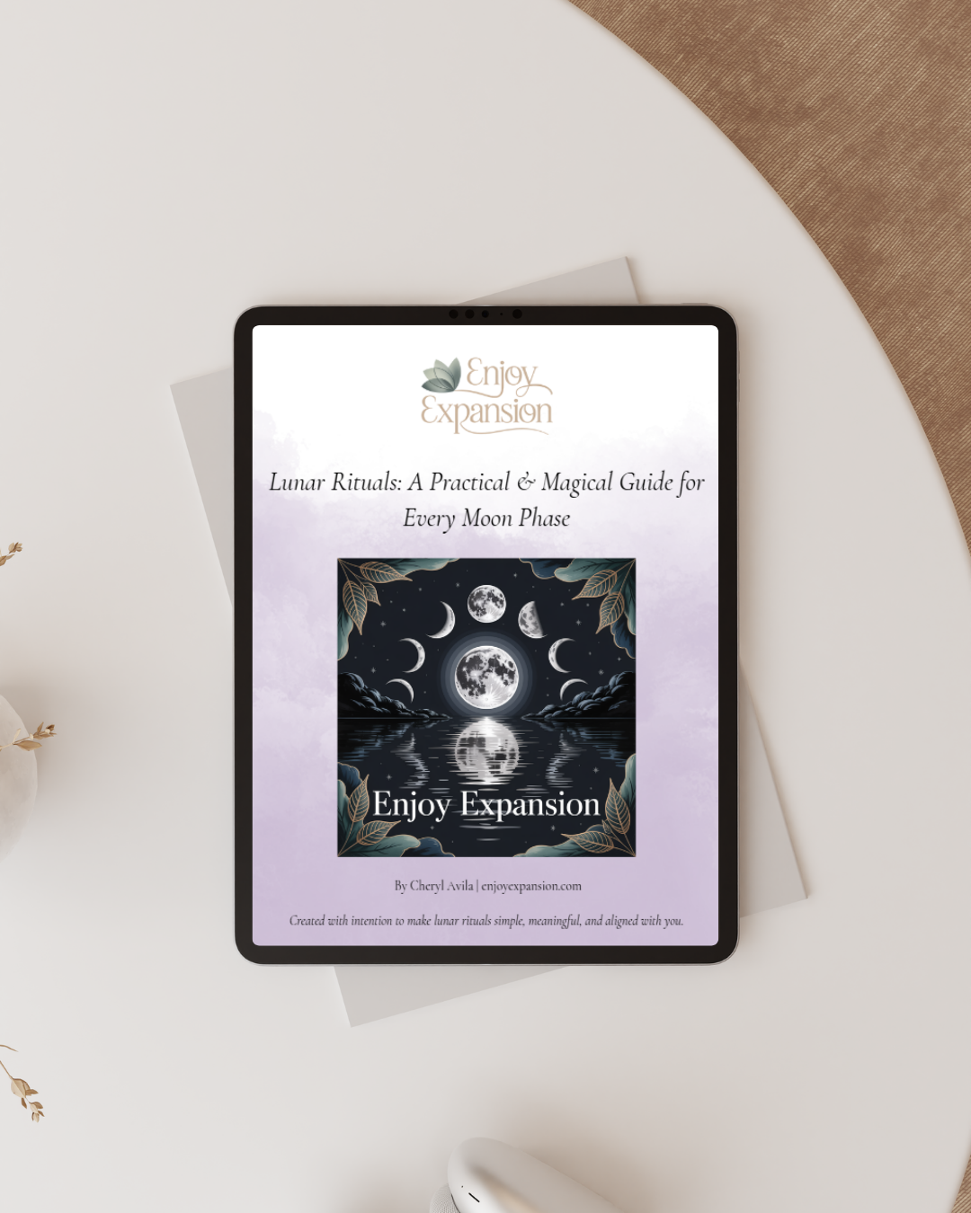 Lunar Rituals Guide: A Practical & Magical 15-Page Companion for Every Moon Phase